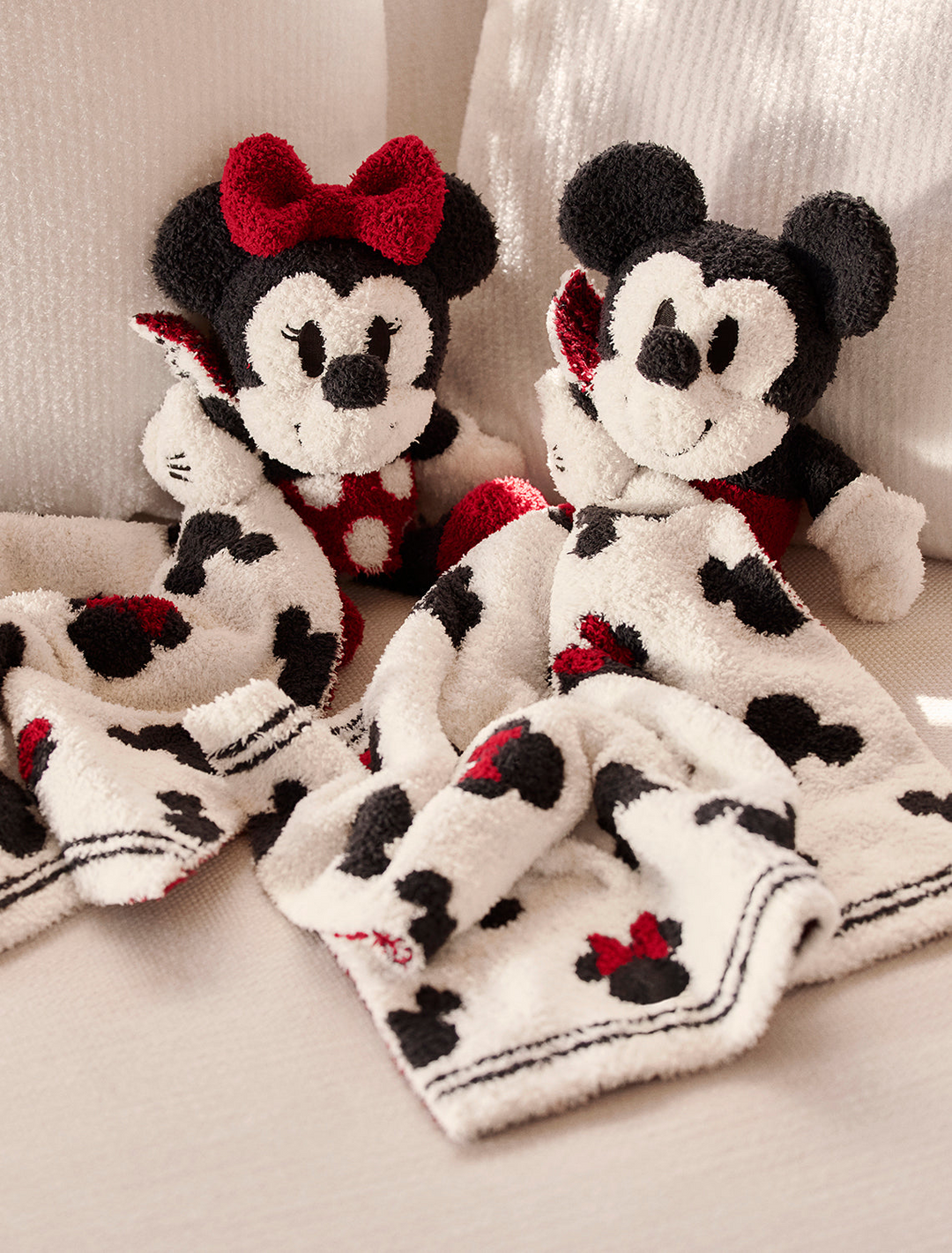 COZY CHIC MICKEY MOUSE BUDDY BLANKET-CREAM MULTI - Kingfisher Road - Online Boutique