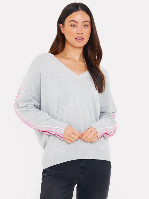 SPORTY STRIPE V-NECK SWEATER-CHROMIUM