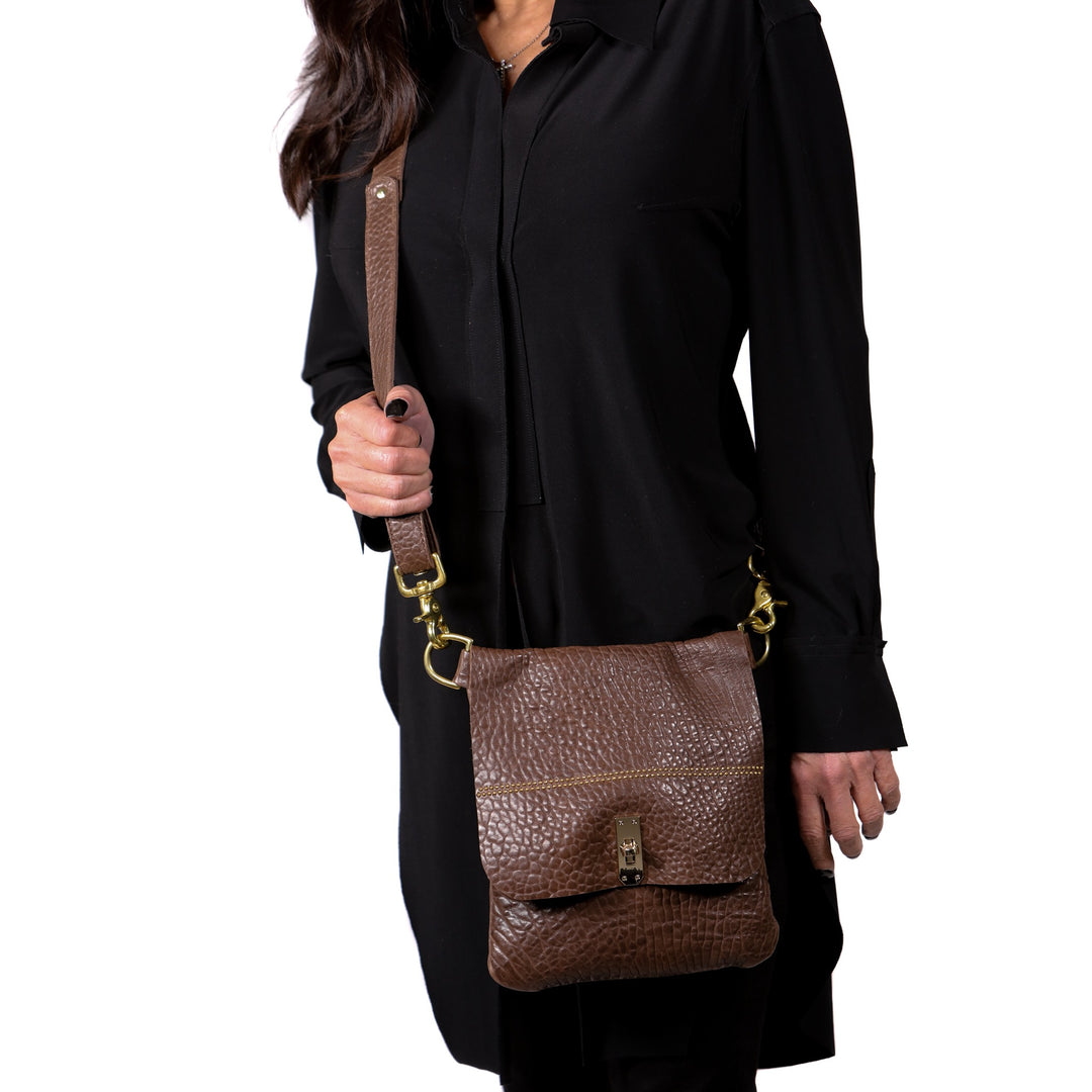 GIA CROSSBODY-CHOCOLATE