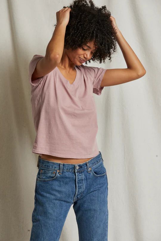 HENDRIX V-NECK TEE-MAUVE