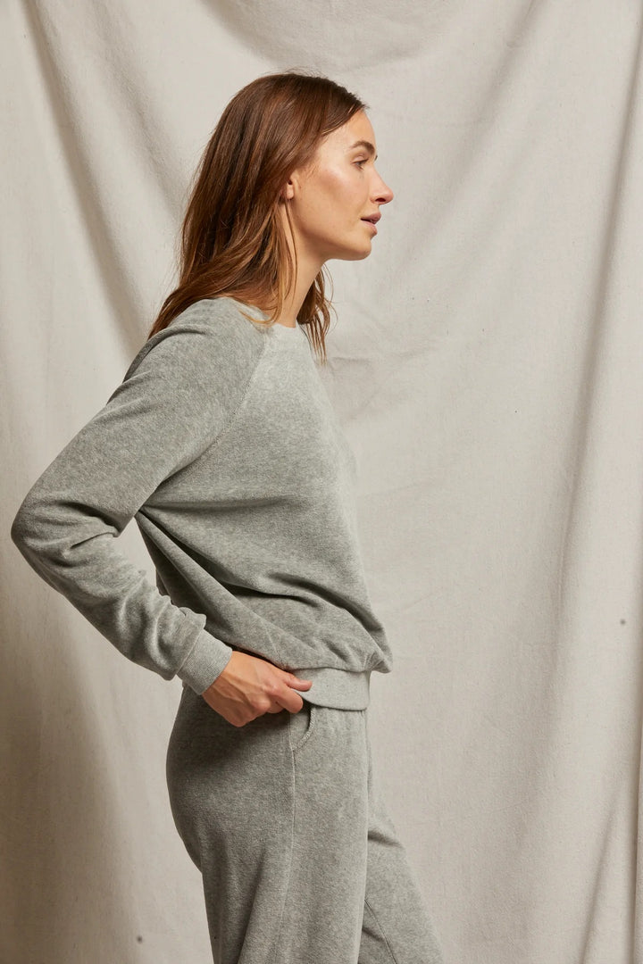 STELLA VELOUR RAGLAN SWEATSHIRT-HEATHER GREY