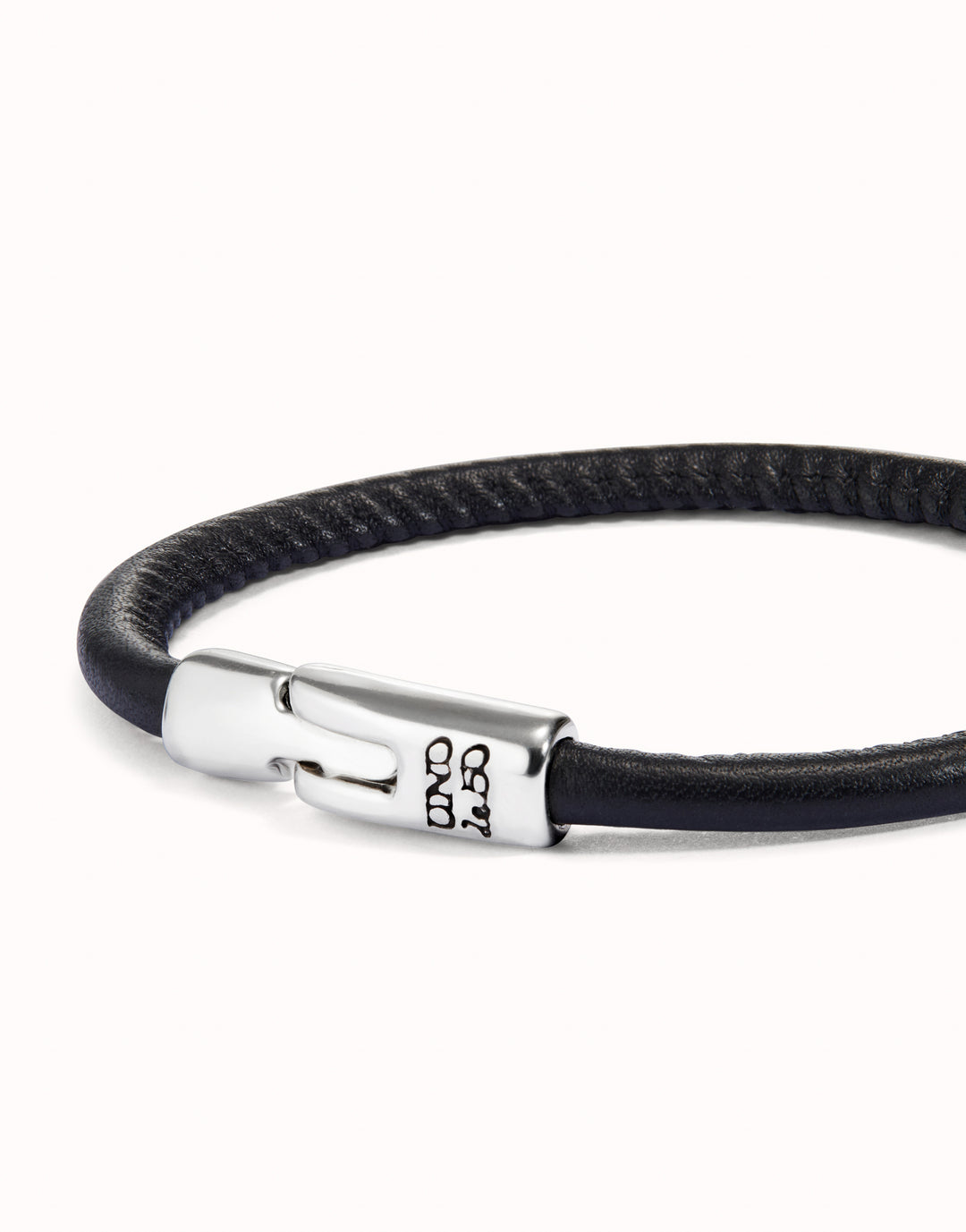 THIN LEATHER SMOOTH BLACK BRACELET-SILVER