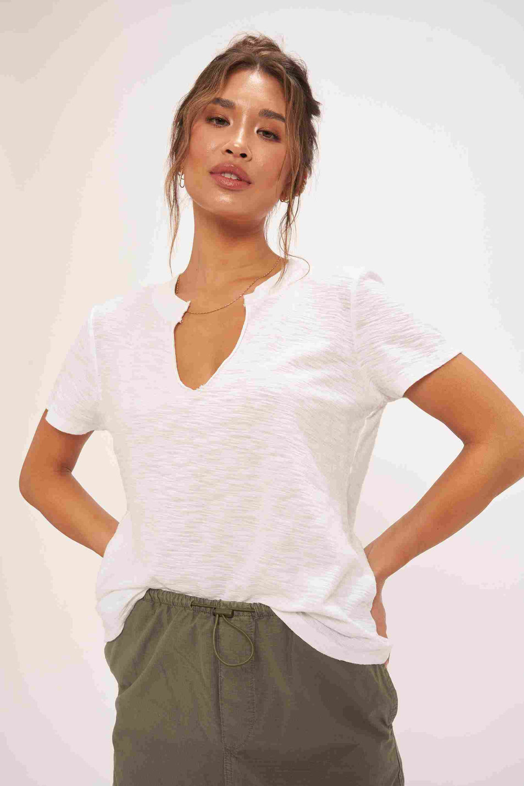 PLATA NOTCHED TEE-WHITE - Kingfisher Road - Online Boutique