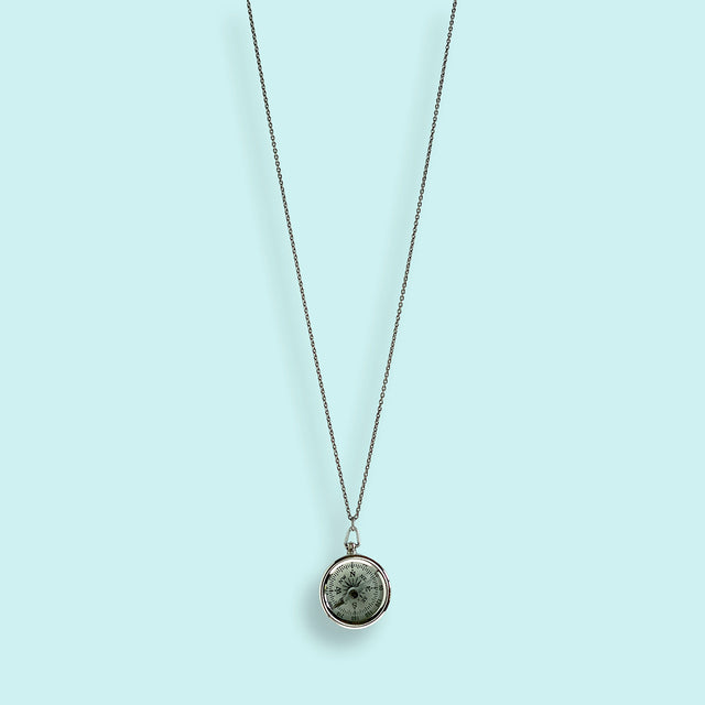 COMPASS NECKLACE-SILVER