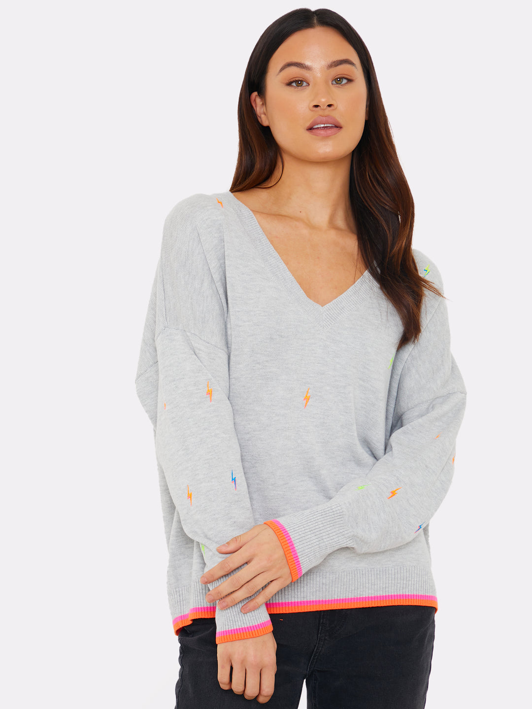 ELECTRIC EMBROIDERY V-NECK SWEATER-CHROMIUM/NEON PINK