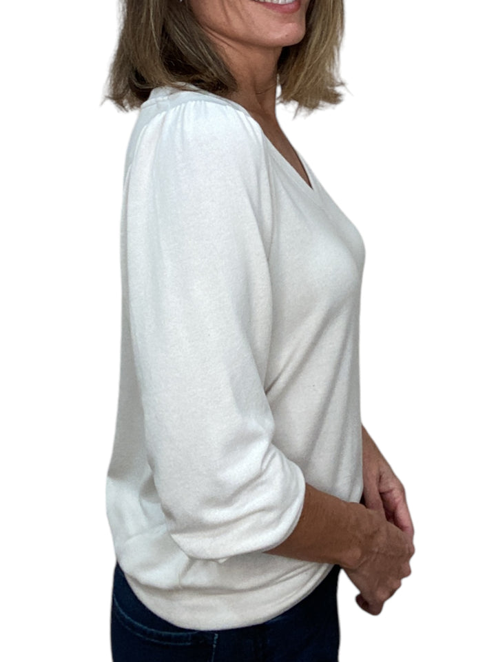 GABRIELLA 3/4 SLEEVE V-NECK TOP-CHATEAU