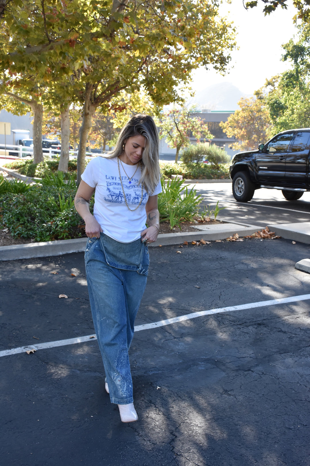 LEVI VINTAGE TEE - Kingfisher Road - Online Boutique