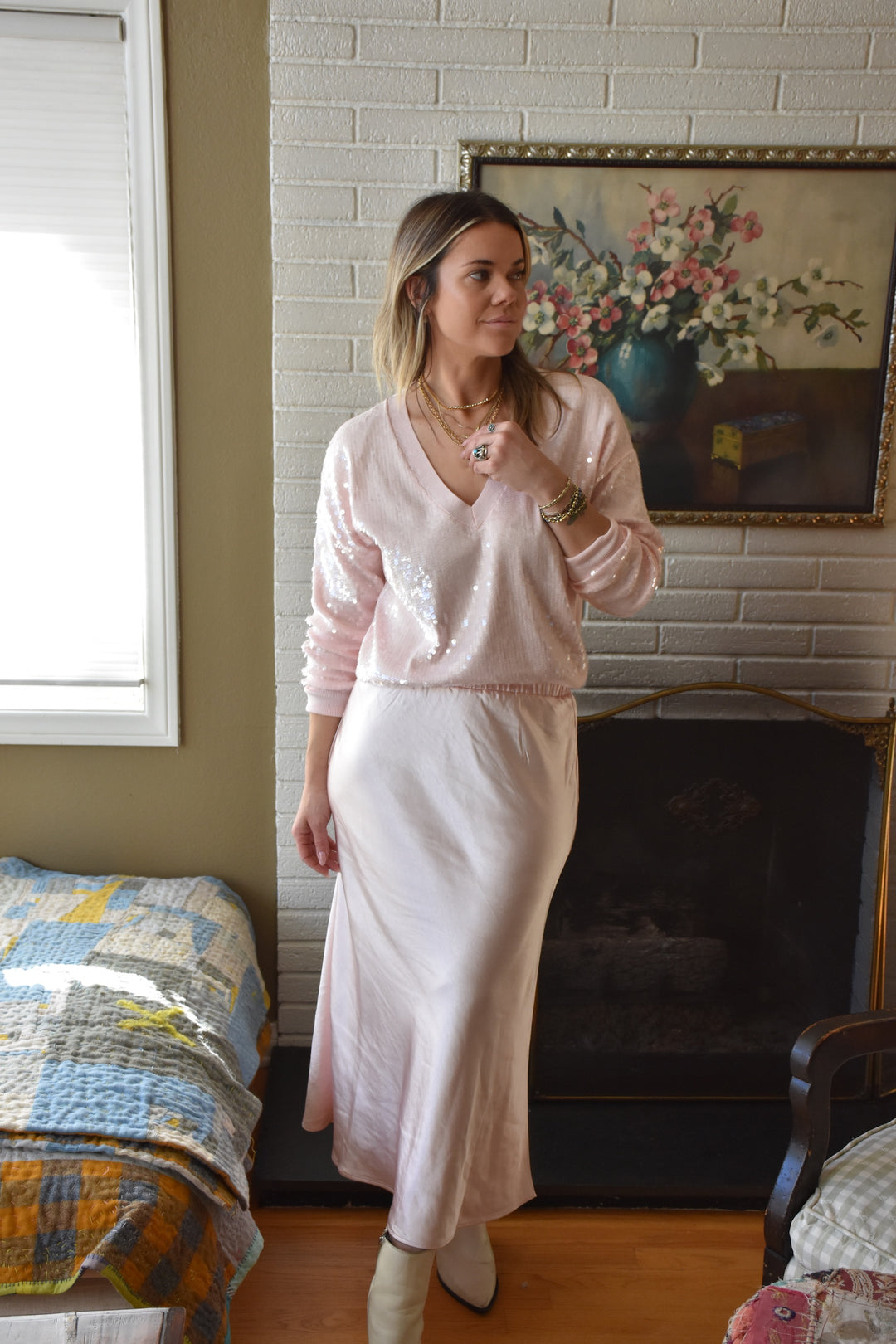 SEQUIN V-NECK SWEATER-BLUSH