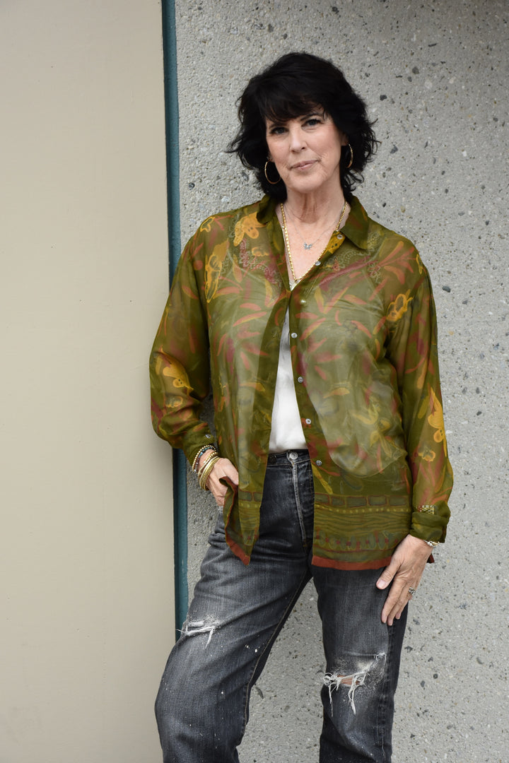 WINTER FLORALS BUTTON DOWN