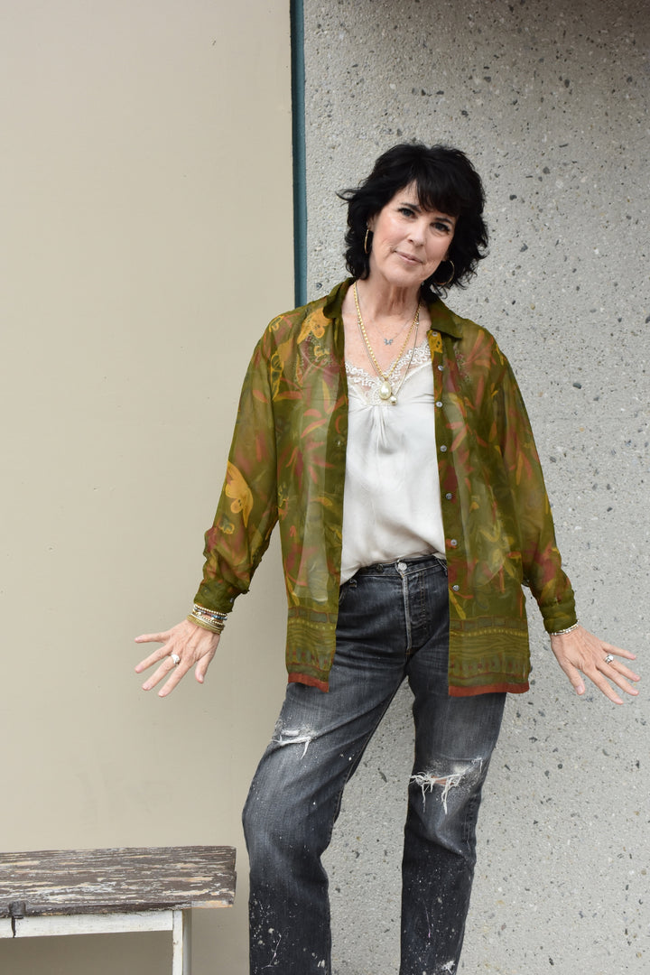 WINTER FLORALS BUTTON DOWN