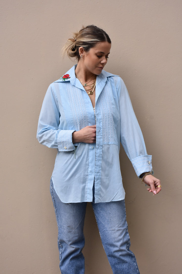 TUXEDO ROSE BUTTON DOWN