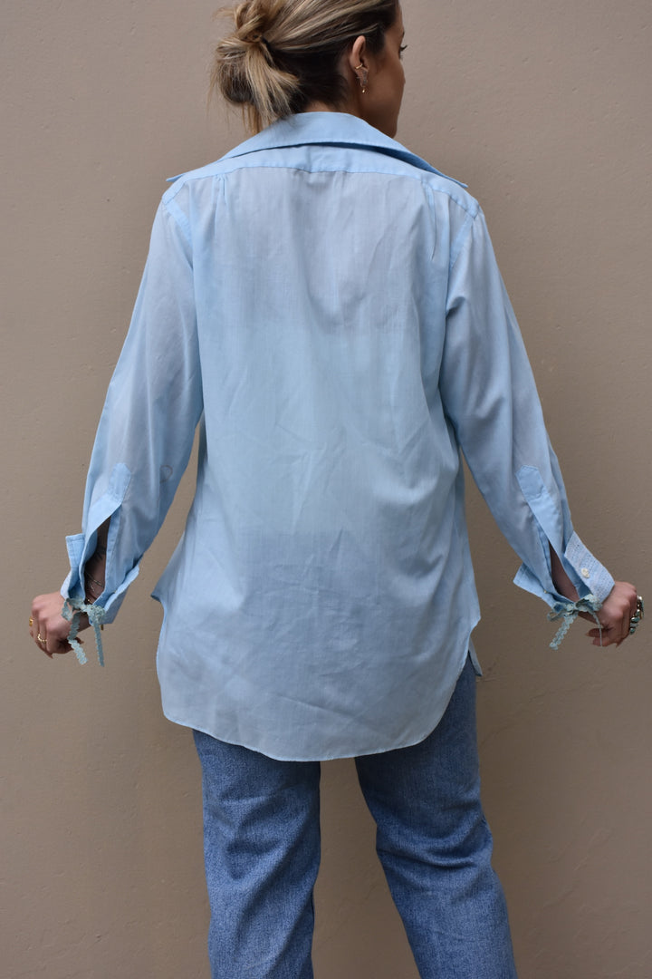 TUXEDO ROSE BUTTON DOWN