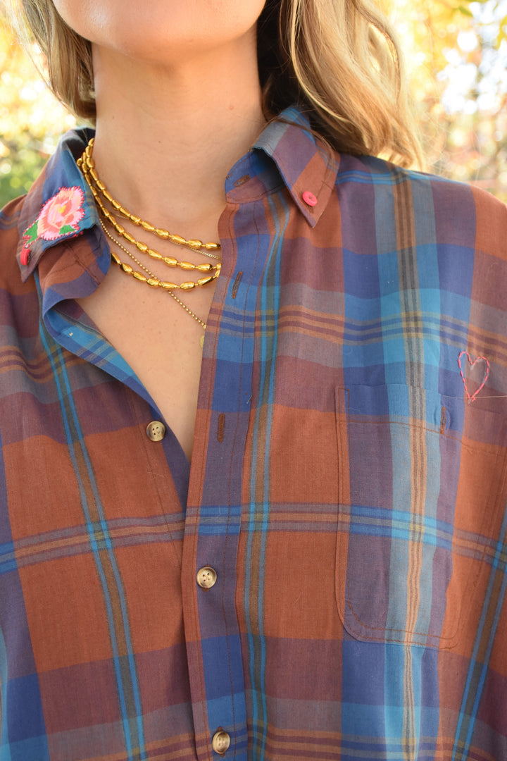 STEEPLE CHASE BUTTON DOWN