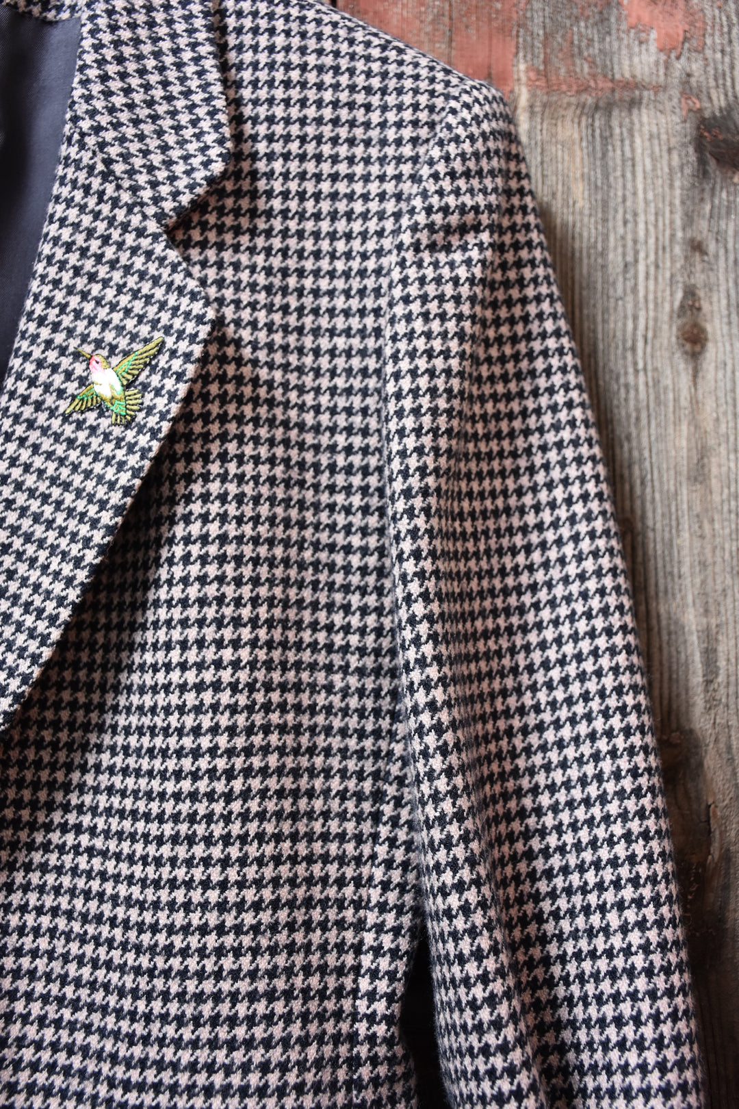 HUMMINGBIRD HERRINGBONE BLAZER