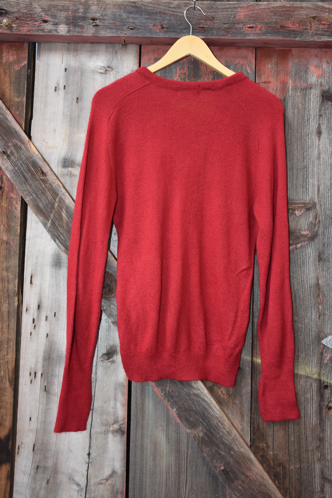 IZOD RED SWEATER