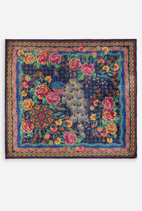 LAUREL CANYON COZY BLANKET-DARNAHTA