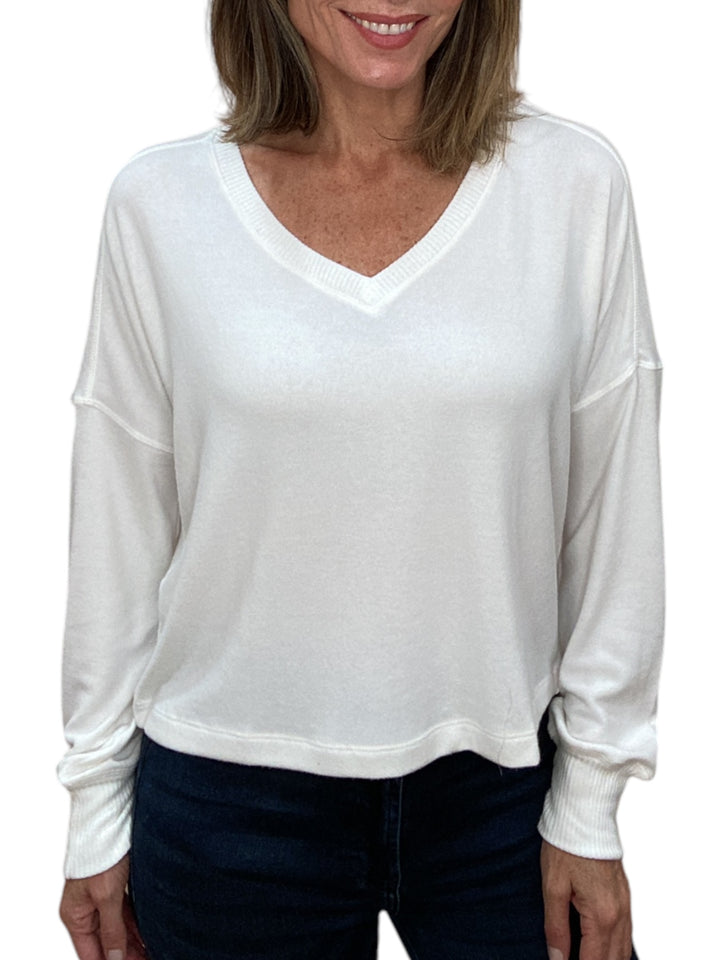 VIC RELAXED V-NECK PULLOVER-CHALK