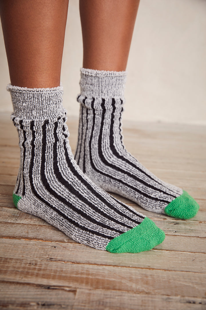 PLUSH INSIDE OUT CREW SOCK-BLACK