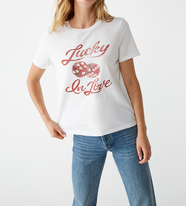 LUCKY IN LOVE GRAPHIC TEE-WHITE