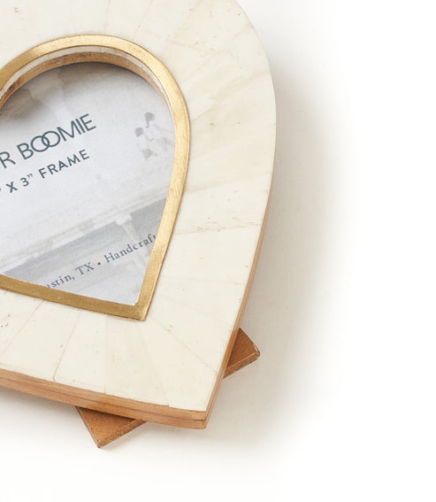 3X3 CREAM HEART PICTURE FRAME