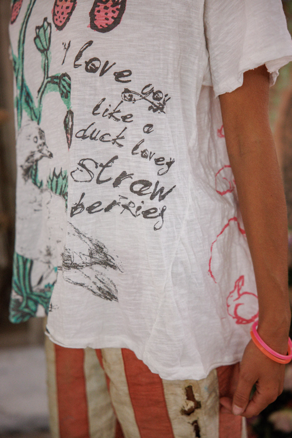 DUCKS LOVE STRAWBERRIES T-TRUE - Kingfisher Road - Online Boutique