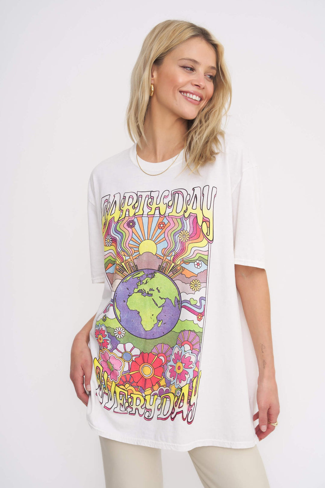 EARTH DAY EVERYDAY TEE - Kingfisher Road - Online Boutique