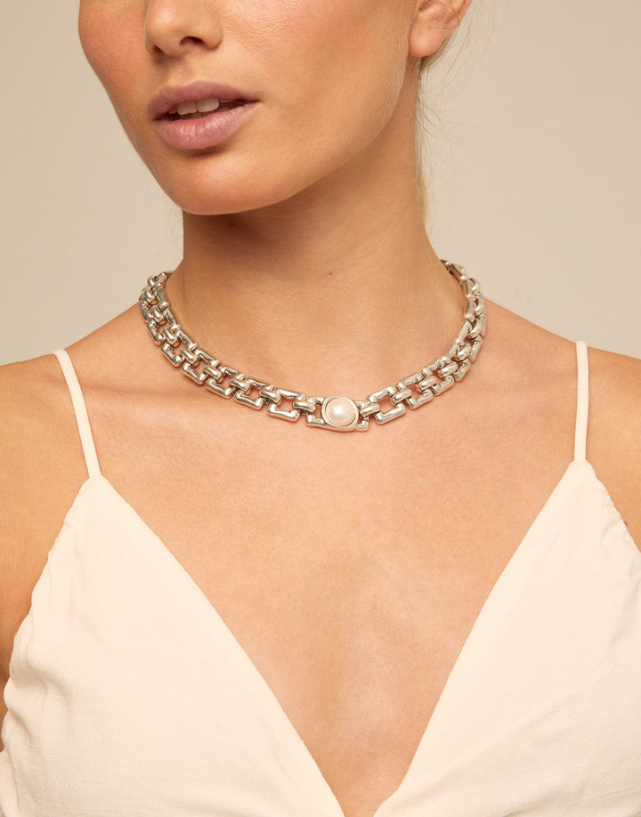 LINDA NECKLACE - WHITE - Kingfisher Road - Online Boutique