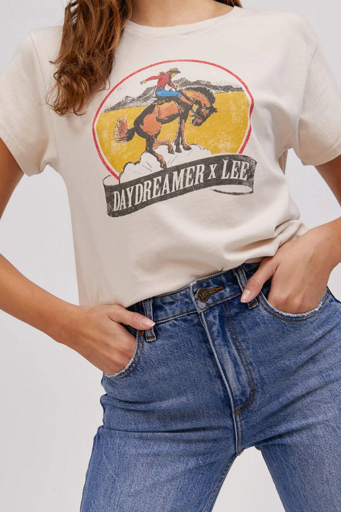 DAYDREAMER X LEE BUCKING BRONCO TOUR TEE-DIRTY WHITE - Kingfisher Road - Online Boutique