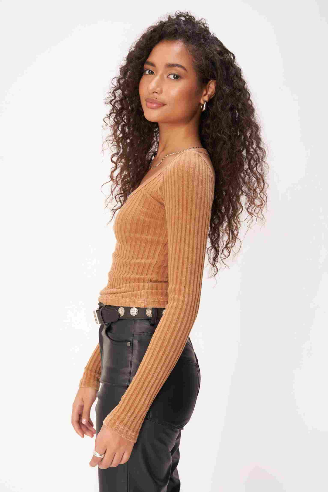 WHAT'S THE SCOOP WASHED RIB LONGSLEEVE-MW INCA GOLD - Kingfisher Road - Online Boutique