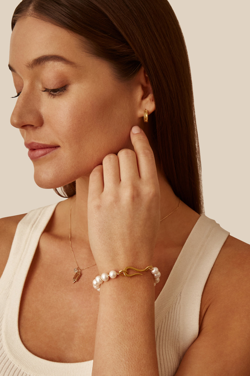 WHITE PEARL STRETCHABLE BRACELET - Kingfisher Road - Online Boutique