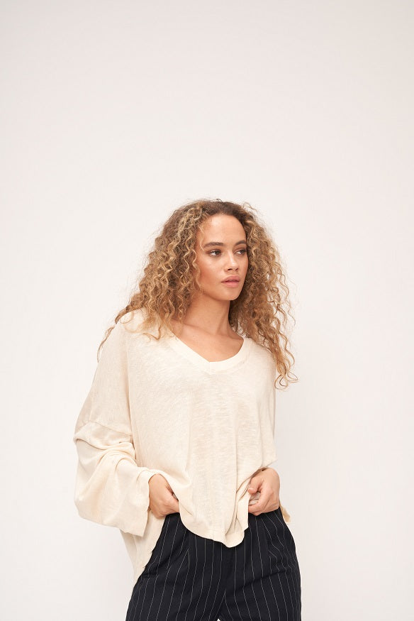 ALL MINE TEXTURED V-NECK - CLOUD DANCER - Kingfisher Road - Online Boutique