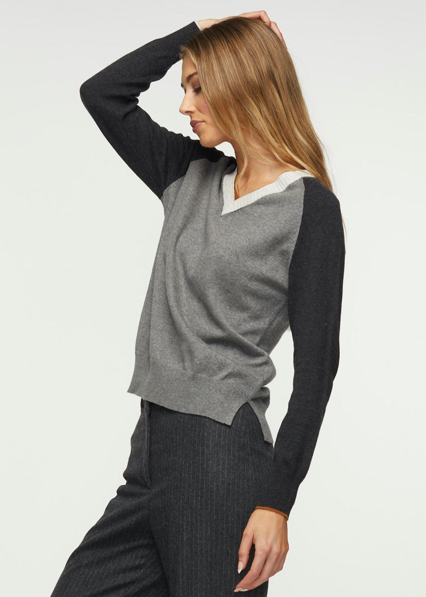 V-NECK COLOR BLOCK SWEATER - CLOUD - Kingfisher Road - Online Boutique