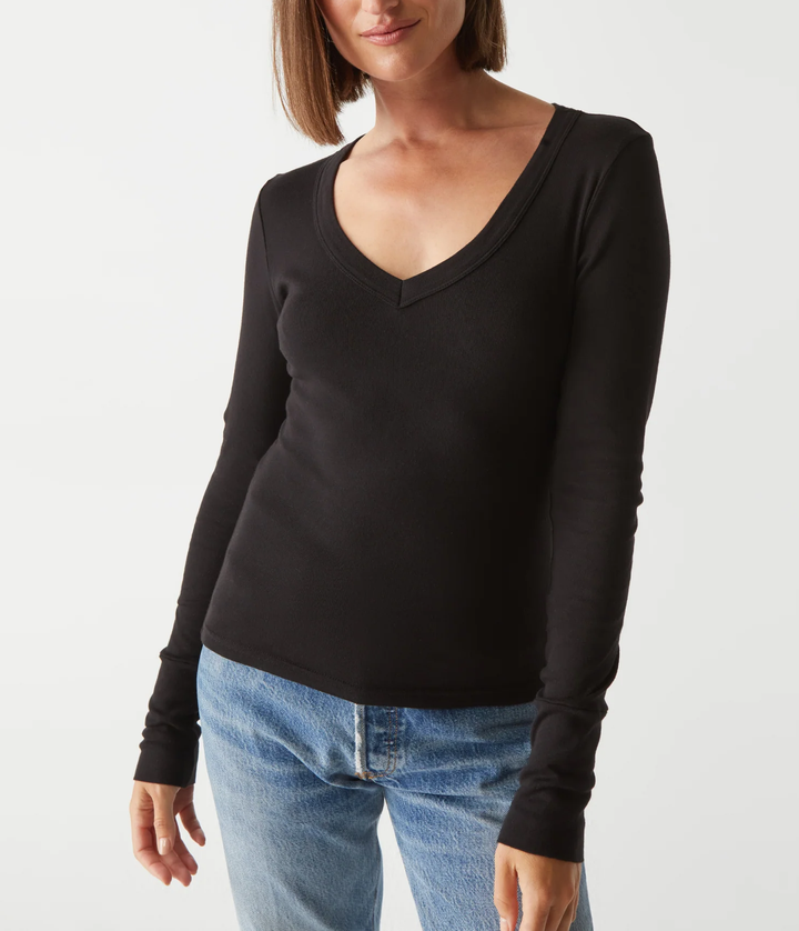 LOGAN V-NECK TEE-BLACK - Kingfisher Road - Online Boutique