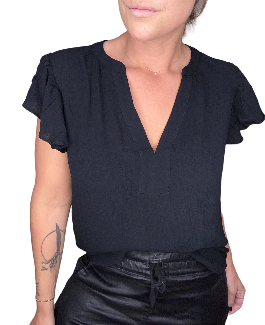 QUAY V-NECK RUFFLE SLEEVE TOP - BLACK - Kingfisher Road - Online Boutique