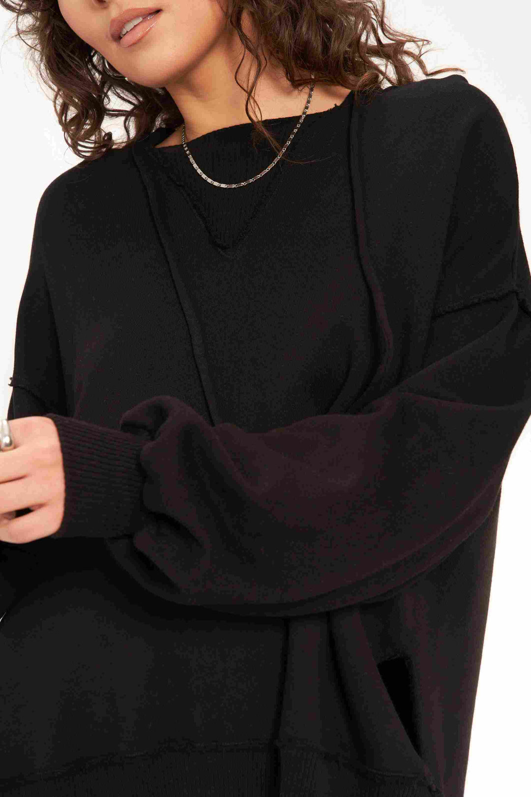 DIXSON HOODIE - BLACK - Kingfisher Road - Online Boutique