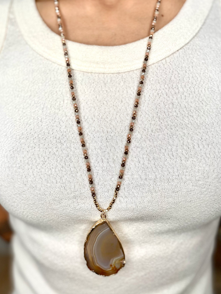 PEACH/PYRITE  BEADED NECKLACE WITH AGATE PENDANT - Kingfisher Road - Online Boutique