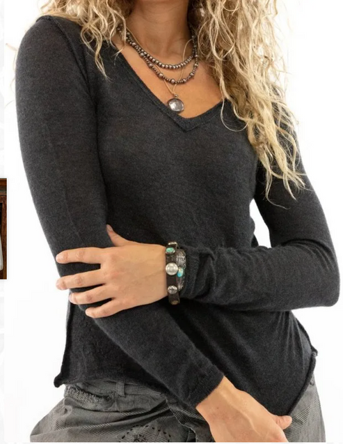 CASHMERE VNECK LONGSLEEVE-CHARCOAL - Kingfisher Road - Online Boutique