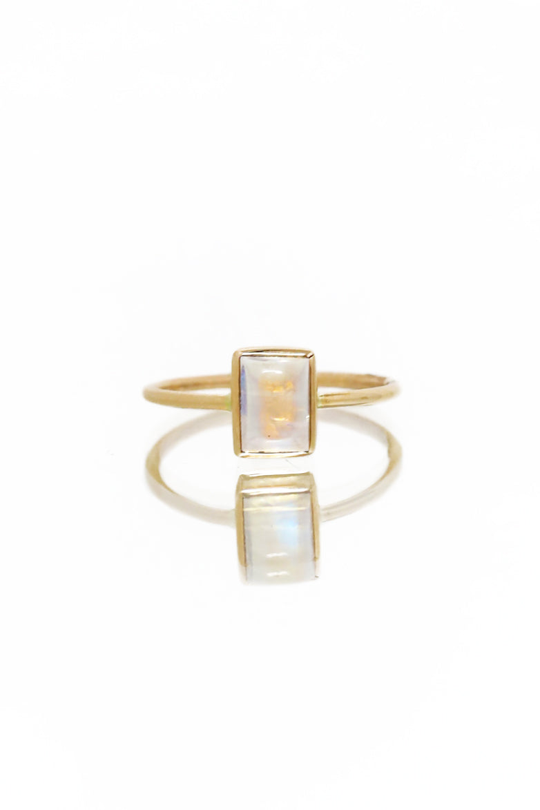1.60ct MOONSTONE OCTOGON YELLOW GOLD RING - Kingfisher Road - Online Boutique