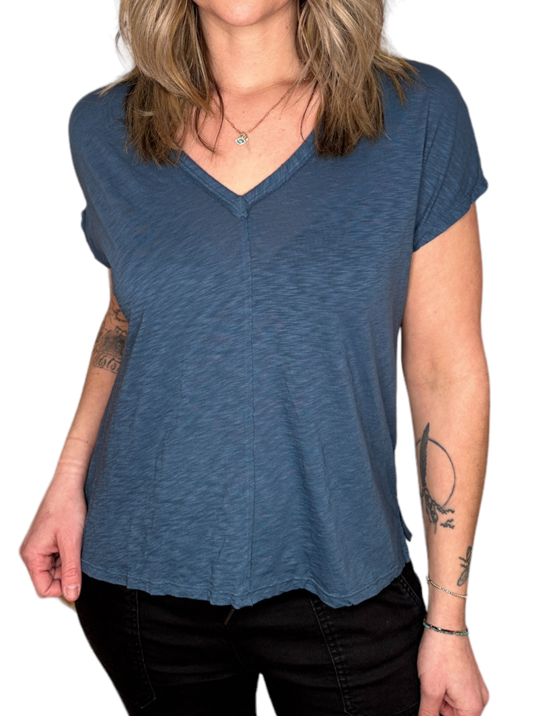 LIZZY TEE - PEBBLE - Kingfisher Road - Online Boutique