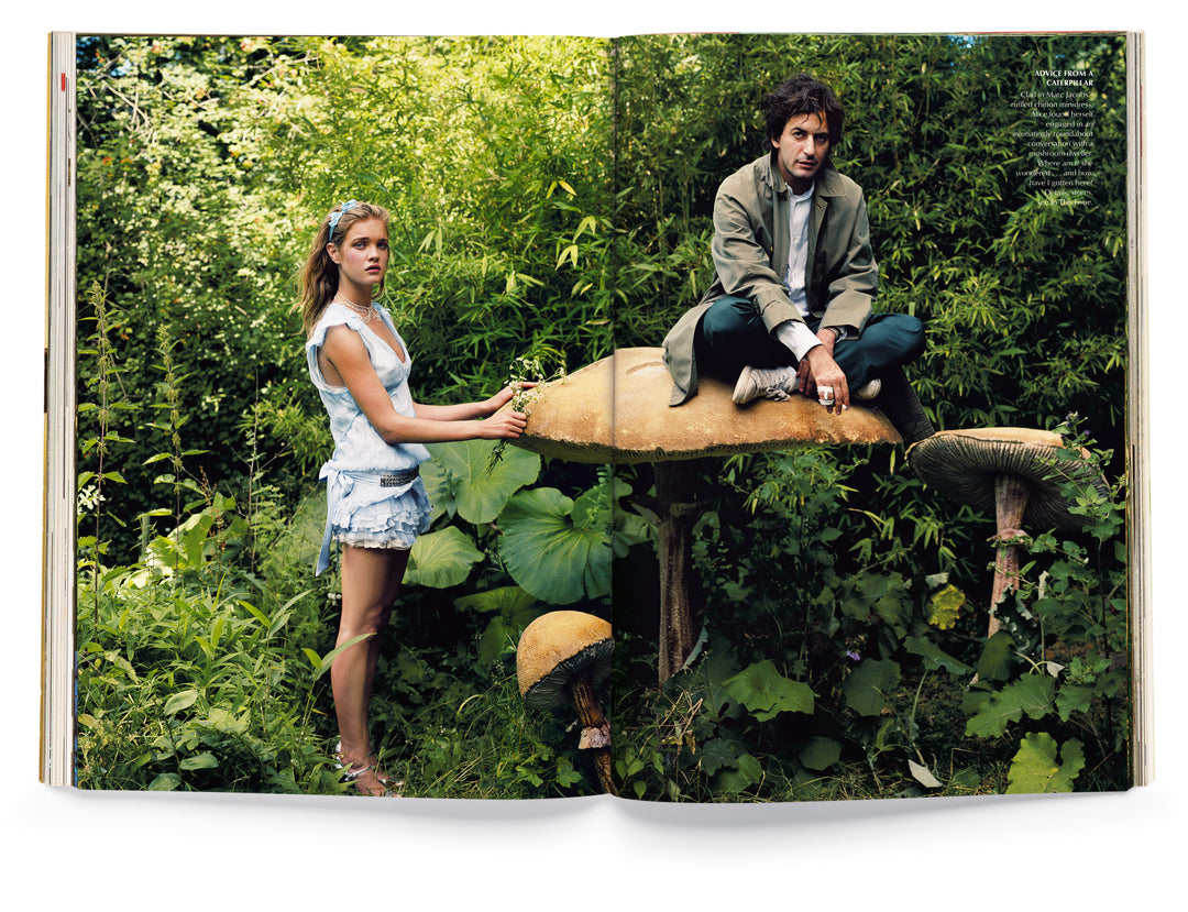 ANNIE LEIBOVITZ:  WONDERLAND - Kingfisher Road - Online Boutique