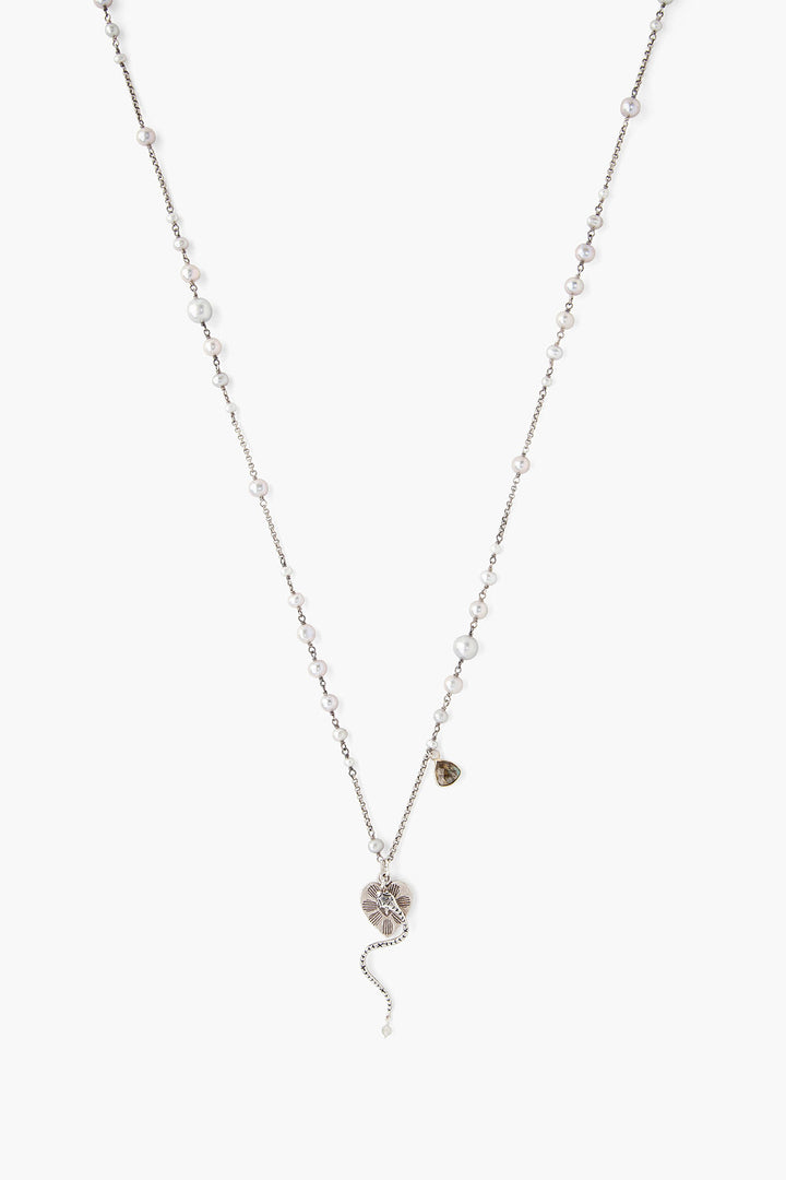 GREY PEARL HEART NECKLACE