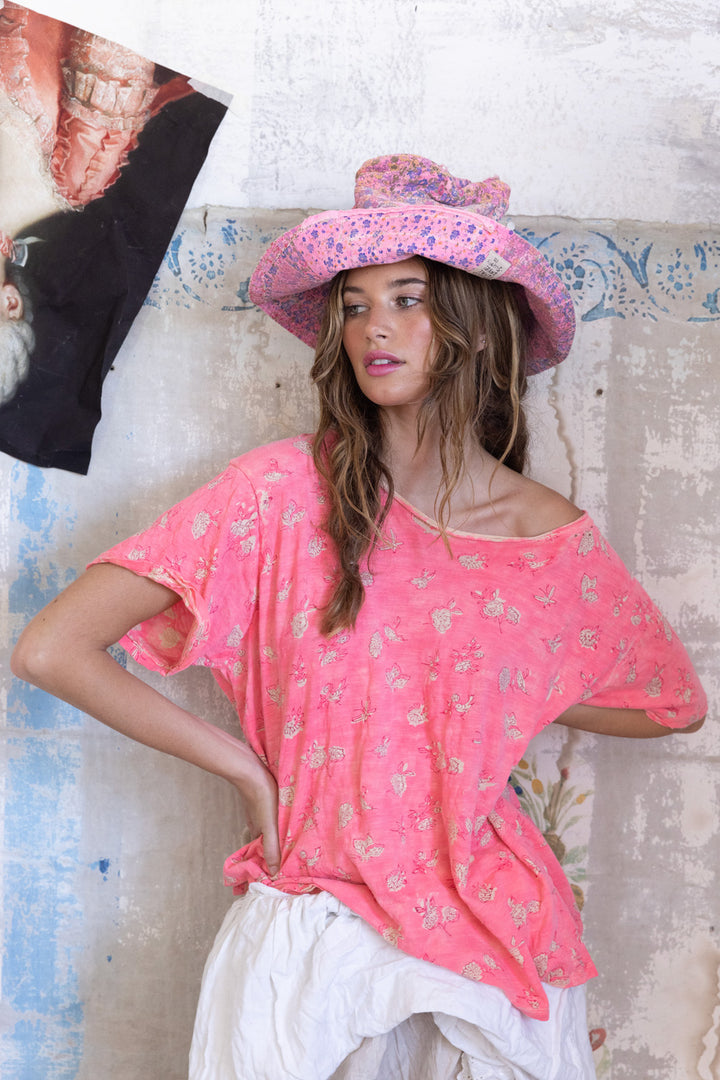 Kingfisher Road Magnolia Pearl NECTAR FLORAL T-LA TUNA