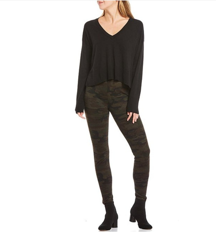 BLACK V-NECK ESSENTIAL SWEATER - Kingfisher Road - Online Boutique