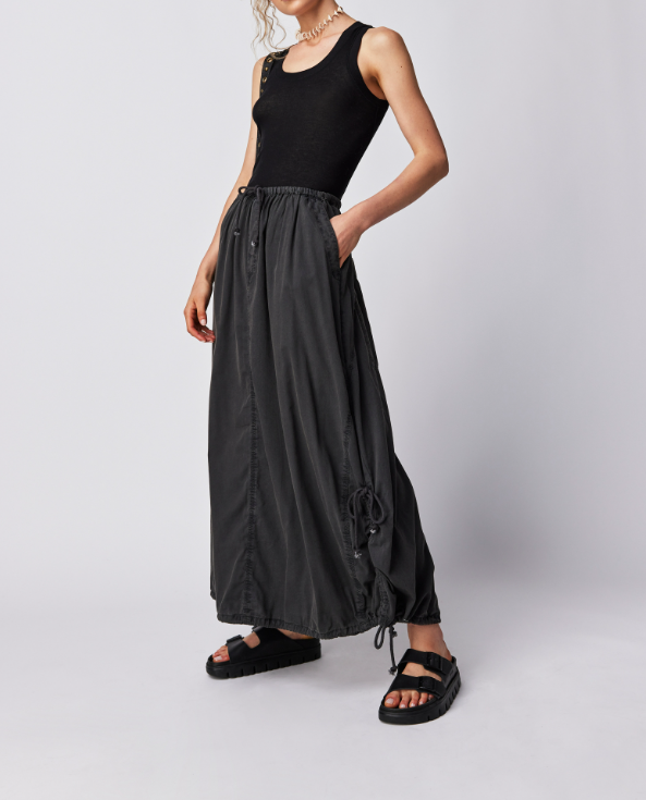 PICTURE PERFECT PARACHUTE SKIRT-BLACK - Kingfisher Road - Online Boutique