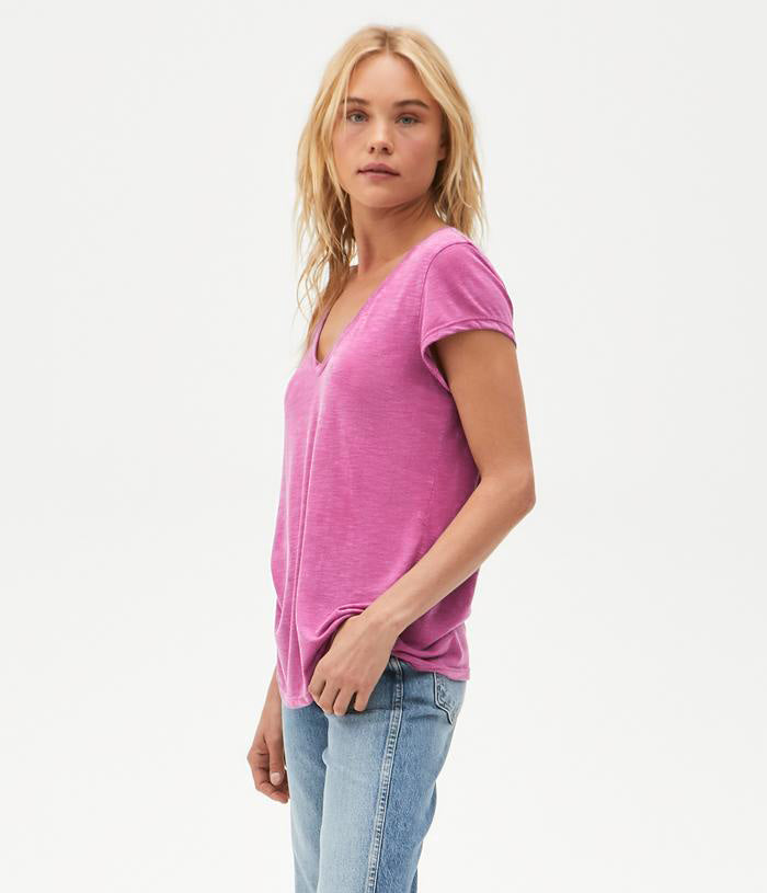 V-NECK CENTER SEAM TEE - Kingfisher Road - Online Boutique