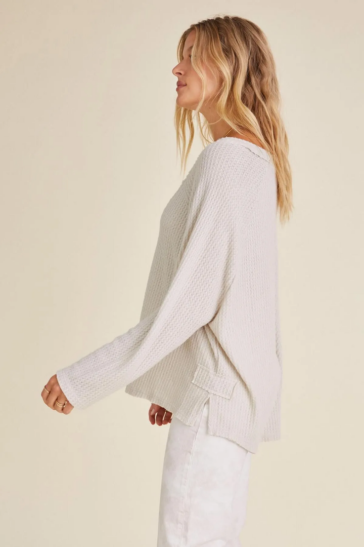 RAW LINEN DREAM COZY THERMAL V-NECK - Kingfisher Road - Online Boutique