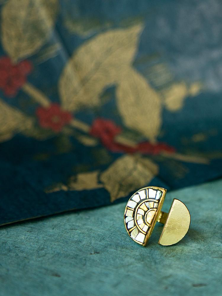 Mosaic Rays Ring Shell - Kingfisher Road - Online Boutique