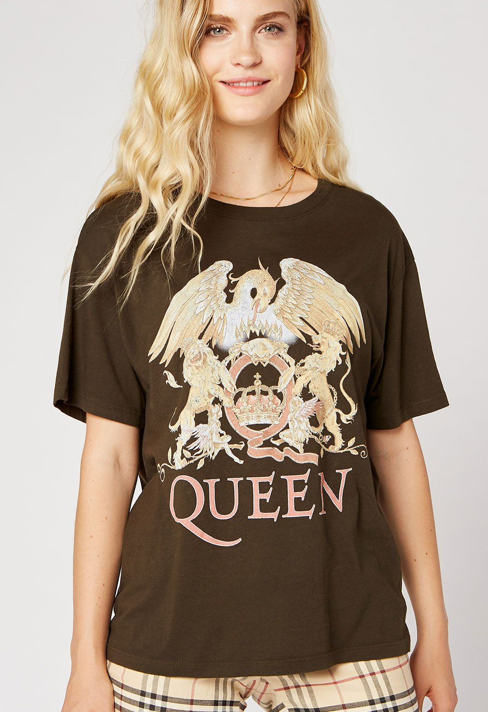 Queen Crest Boyfriend Tee - Kingfisher Road - Online Boutique